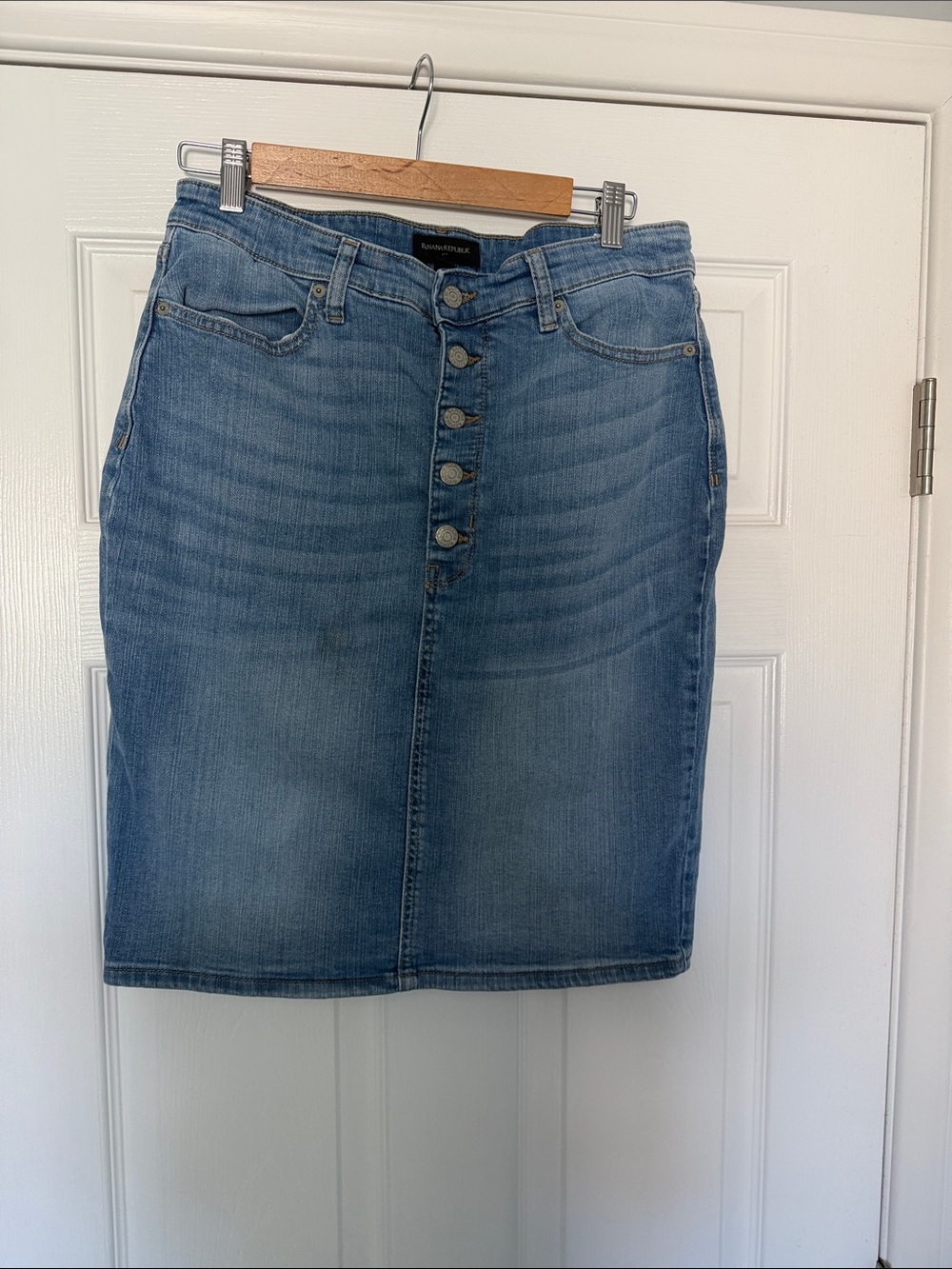 Banana Republic Light Blue Denim Pencil Skirt